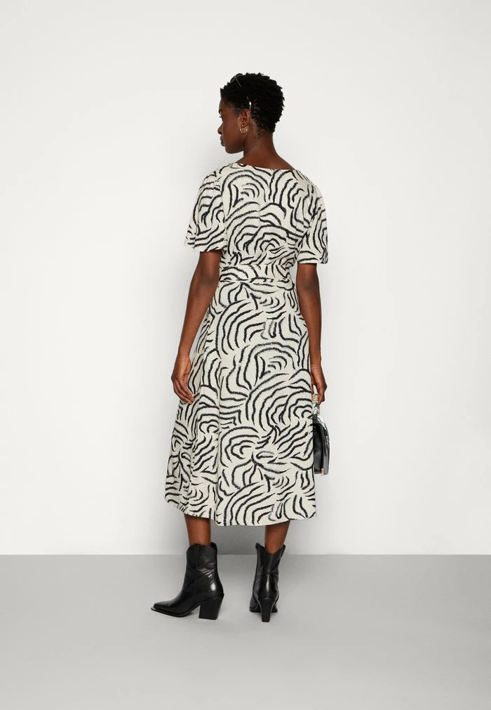 TOM TAILOR PRINTED WRAP DRESS - Day Dress - Beige 5 TOM TAILOR PRINTED WRAP DRESS - Day Dress - Beige - Image 3