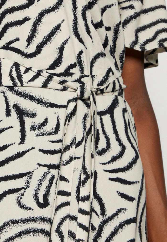 TOM TAILOR PRINTED WRAP DRESS - Day Dress - Beige 8 TOM TAILOR PRINTED WRAP DRESS - Day Dress - Beige - Image 6