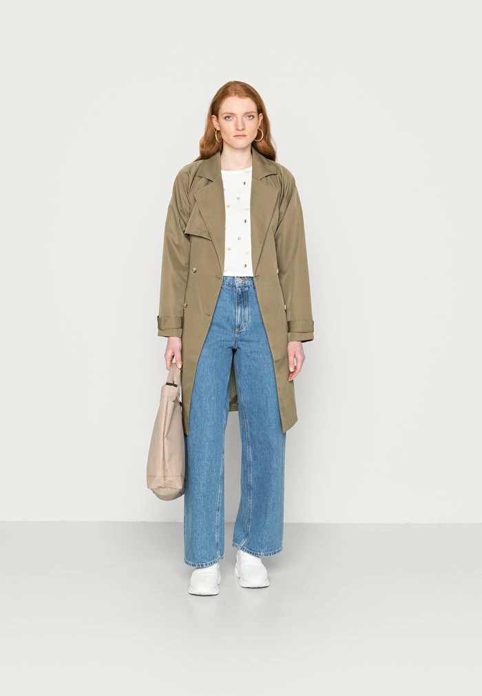 TOM TAILOR Print T-shirt - Offwhite Conversational 4 TOM TAILOR Print T-shirt - Offwhite Conversational - Image 2