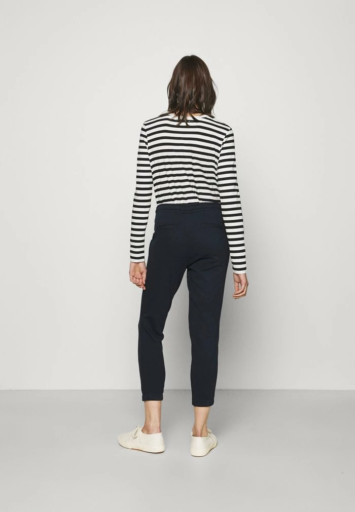 TOM TAILOR SPORTY PANTS - Tracksuit Bottoms - Sky Captain Blue 5 TOM TAILOR SPORTY PANTS - Tracksuit Bottoms - Sky Captain Blue - Image 3