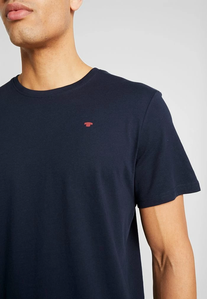 TOM TAILOR BASIC T-SHIRT 3 PACK - Print T-shirt - Blue 7 TOM TAILOR BASIC T-SHIRT 3 PACK - Print T-shirt - Blue - Image 5