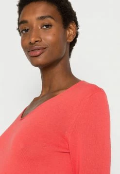 TOM TAILOR BASIC V NECK - Jumper - Smooth Papaya Red 11 TOM TAILOR BASIC V NECK - Jumper - Smooth Papaya Red -TOM TAILOR online store d081ce8ba5804d9a8429a537bf03290c