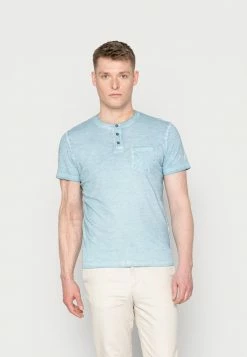 TOM TAILOR WASEHD HENLEY WITH POCKET - Basic T-shirt - Calm Cloud Blue