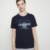 TOM TAILOR LOGO TEE - Print T-shirt - Sky Captain Blue 2 TOM TAILOR LOGO TEE - Print T-shirt - Sky Captain Blue -TOM TAILOR online store d50574ed165048738feab781a253629e