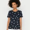 TOM TAILOR CREW NECK - Print T-shirt - Navy 1 TOM TAILOR CREW NECK - Print T-shirt - Navy -TOM TAILOR online store de0b895fca304128bc1a4e95fc43b434
