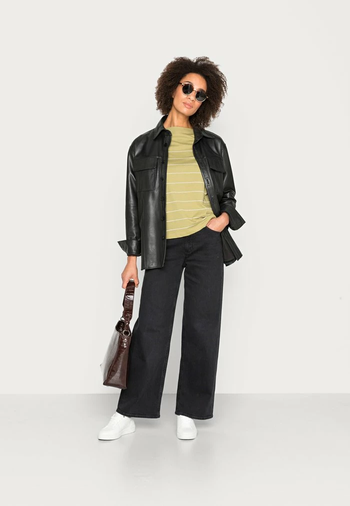 TOM TAILOR BOAT NECK PRINT - Print T-shirt - Moderate Olive 4 TOM TAILOR BOAT NECK PRINT - Print T-shirt - Moderate Olive - Image 2