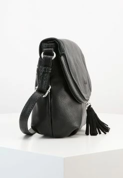 TOM TAILOR LARI - Across Body Bag - Black 12 TOM TAILOR LARI - Across Body Bag - Black -TOM TAILOR online store e6724a279e3840228807a20060cbe0e6