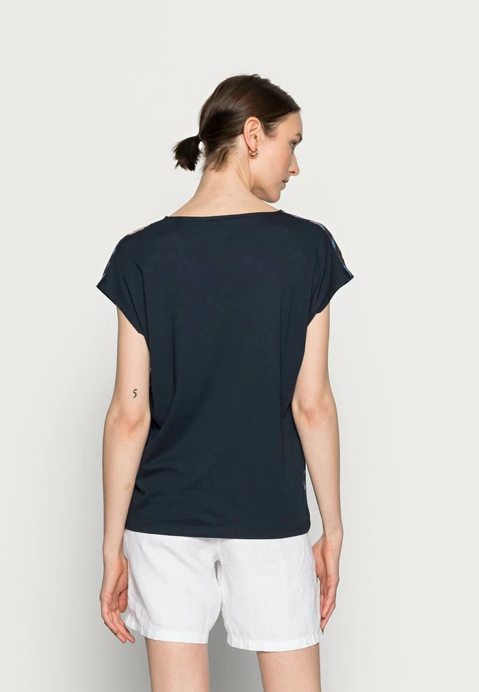 TOM TAILOR FABRIC MIX V-NECK - Print T-shirt - Sky Captain Blue 5 TOM TAILOR FABRIC MIX V-NECK - Print T-shirt - Sky Captain Blue - Image 3